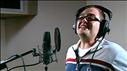 Alan Carr sings