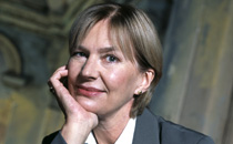 Isabel Hilton