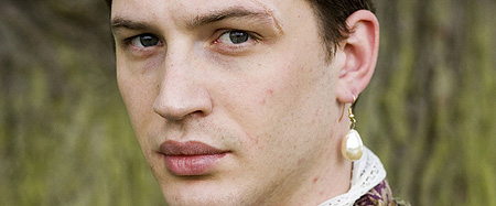 Tom Hardy as Robert Dudley