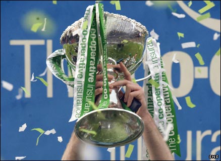 celtic_ribbons_cup.jpg