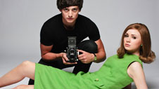 Aneurin Barnard a Karen Gillan