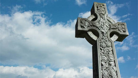Image of a Celtic cross © iStockphoto.com