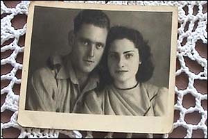 Photo of Elena and Ken at the end of WW2